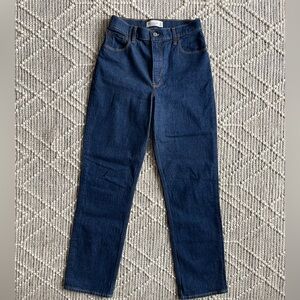 Abercrombie 90s Straight Ultra High Rise Jeans in Dark Blue with Gold Stitching